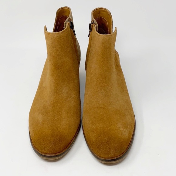 NWOT Frye and Company Caden Leather Booties - Picture 3 of 12